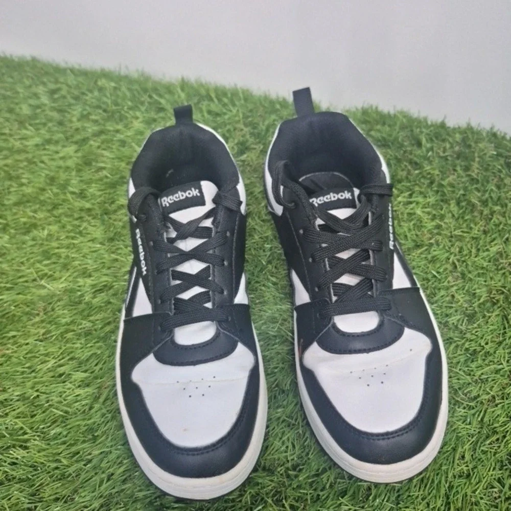 Reebok Royal Complete Kids Size 4 Black White Colorblock Low‎ Top Sneakers